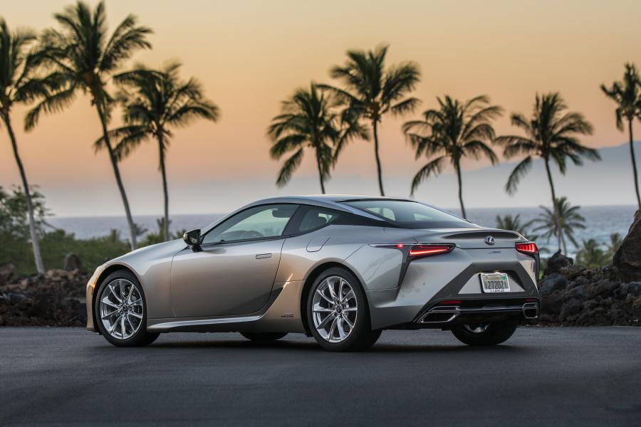  Lexus LC500h 2017 года  (NA) (фото 24 из 40)